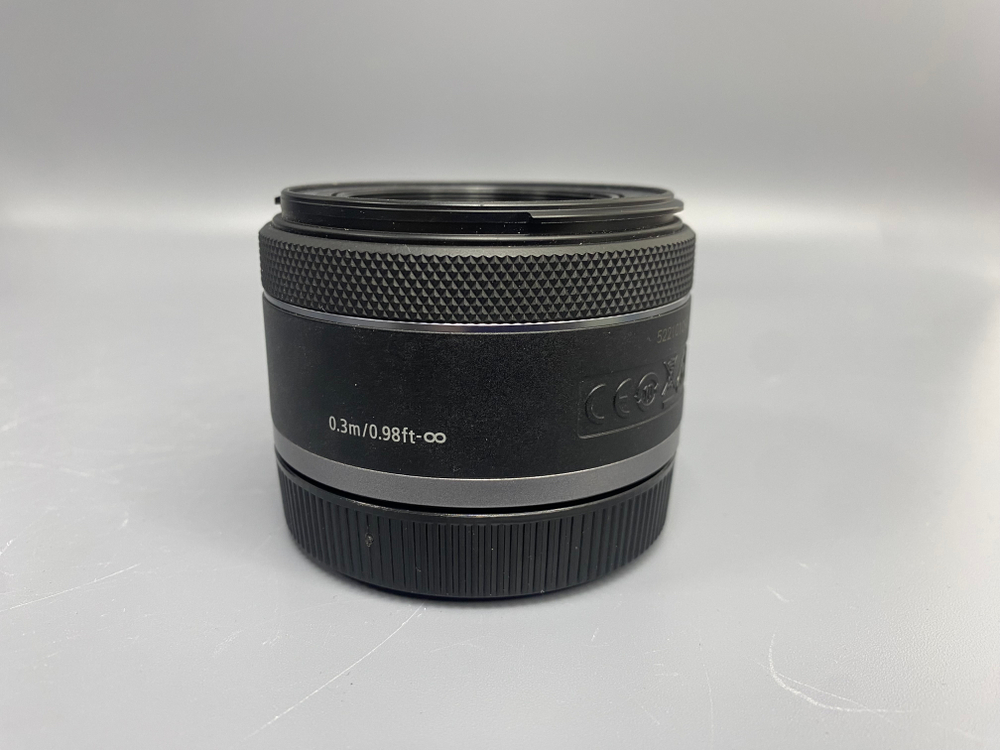 Canon RF 50mm 1.8 STM