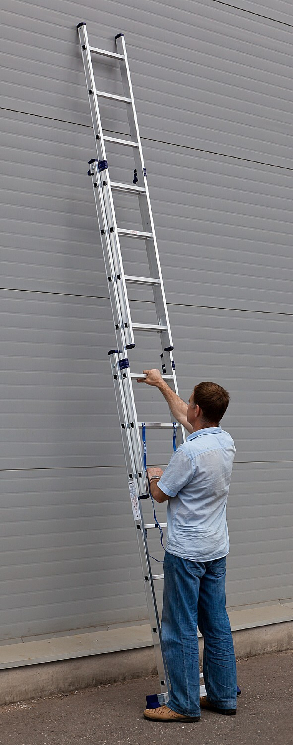 СИБИН 7 ступеней, со стабилизатором, алюминиевая, трехсекционная лестница (38833-07)