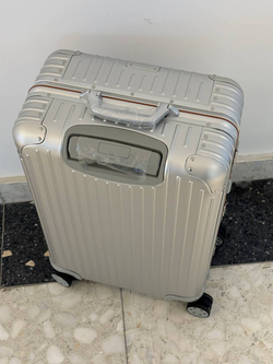 Чемодан Rimowa