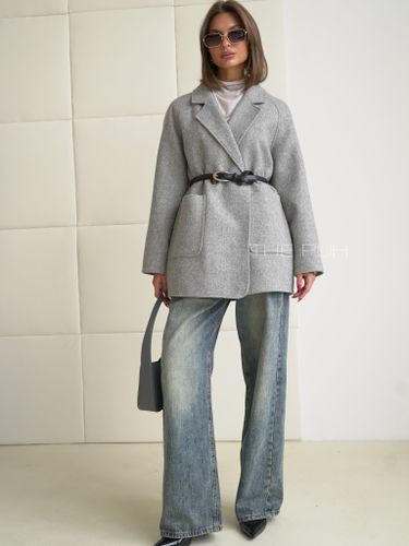 Серый шерстяной пиджак