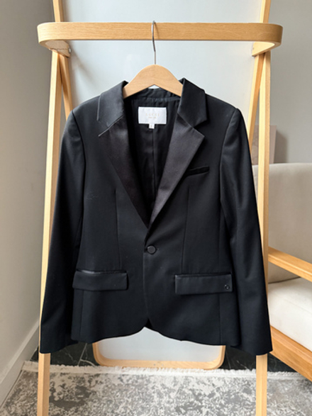 Шерстяной костюм Gucci, 128