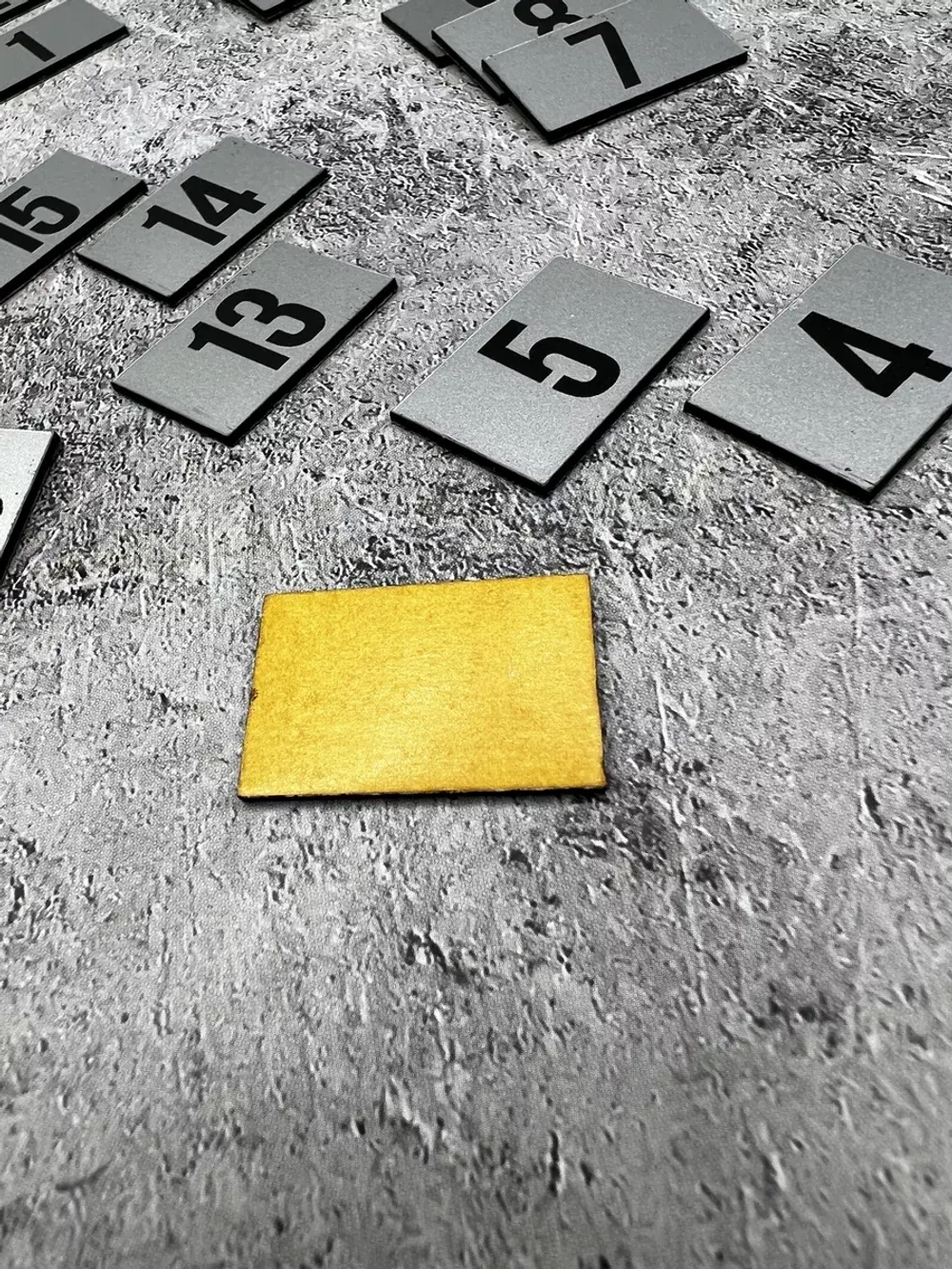 Нумерация гардеробная 201-300