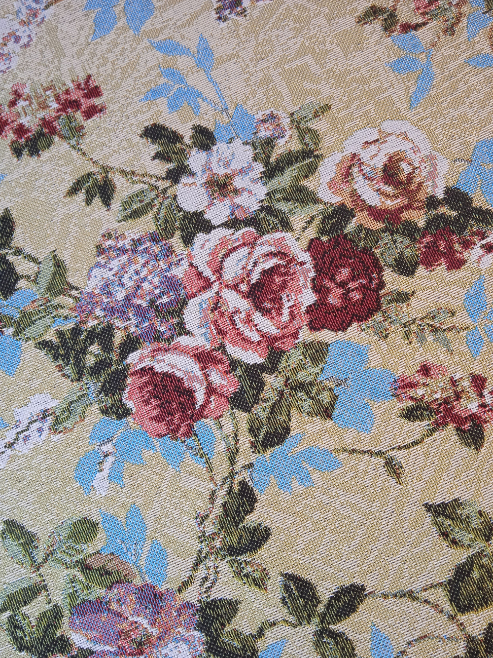 Гобеленовая скатерть Дивный сад D 160 см