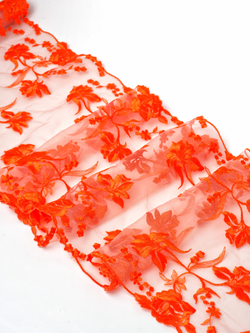 Вышивка на сетке оранжевая неэластичная ширина 22 см ОТРЕЗЫ