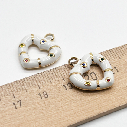 Подвеска Сердце, сталь, цвет золото, эмаль, фианиты, размер 20*18 мм, цена за 1 шт