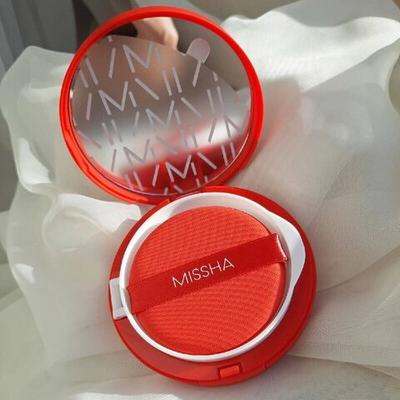 Тональный кушон с матовым финишем.  Missha Тон 23 Velvet Finish Cushion SPF50+ PA+++№23 15 гр.