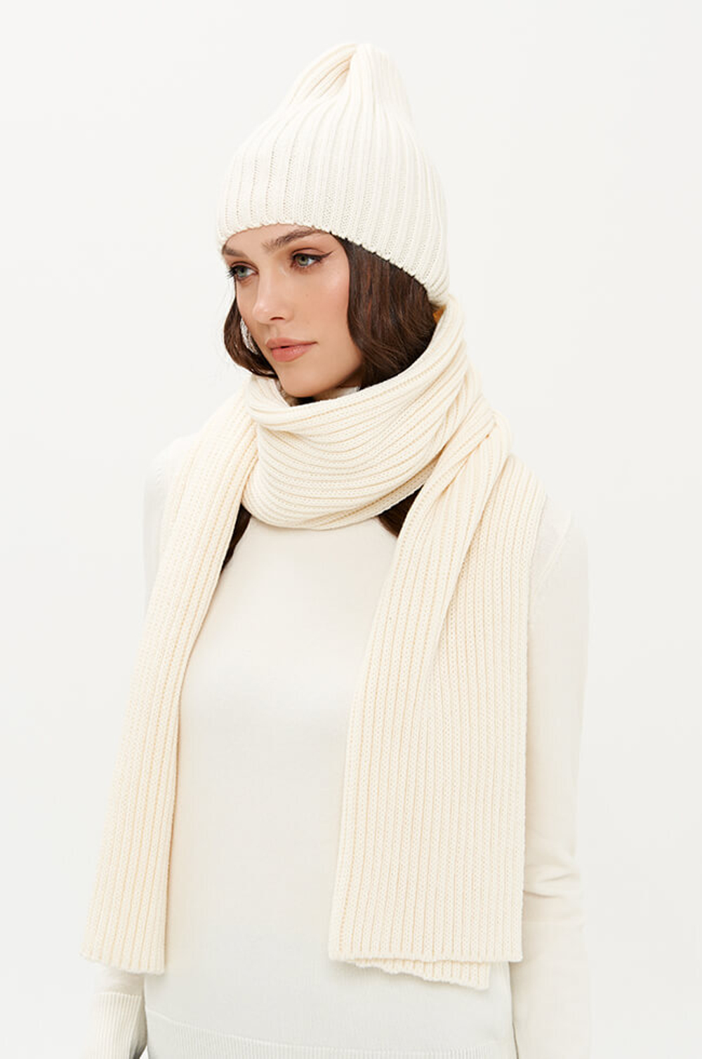 8424 Шарф женский (молочный)