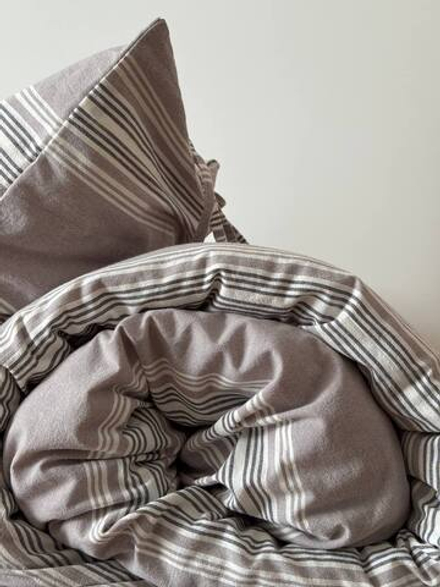 КПБ Дуэт с простыней на рез. 180х200 ВАРЕНЫЙ ХЛОПОК "Широкая серая полоса"