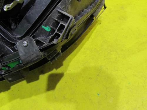 Битая Фара правая Mercedes GLA x156 (2017-2020) LED