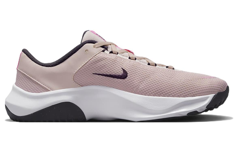 Кроссовки Nike Legend Essential Next Nature (Женская размерная сетка)
