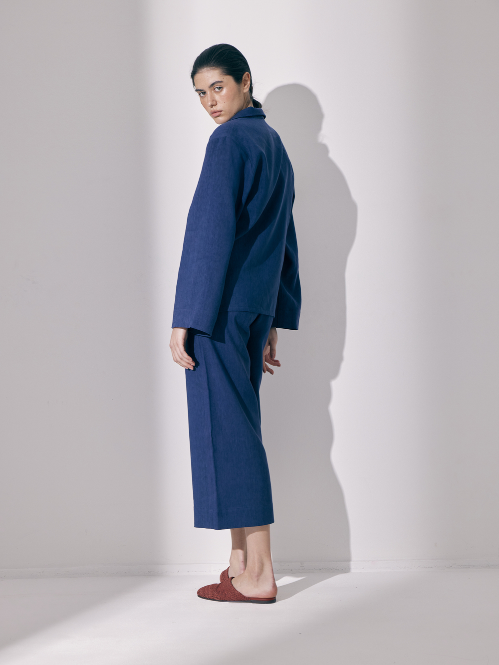 ISLA suit in blue linen