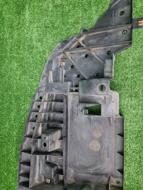 Пыльник переднего бампера Lexus NX 1 (2014-2021)