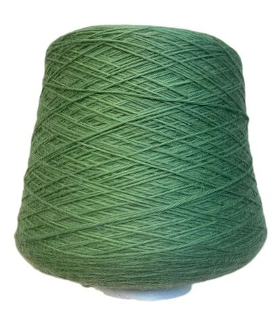 Бобинная пряжа Италия: 50% меринос экстрафайн, 50% беби альпака. Лёгкая, объёмная, мягкая и тёплая. Вес 330 г, длина нити 1072 м, спицы 4