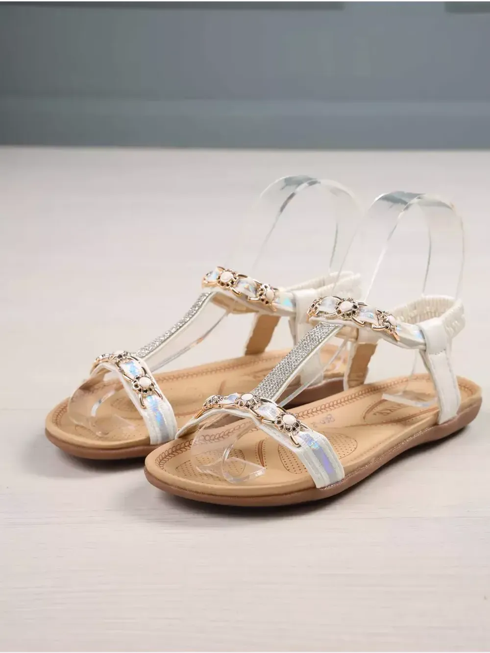 Сандалии летние