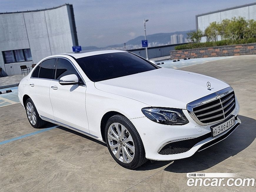 Mercedes-Benz E-Class W213 E220d 4MATIC Exclusive (09.2019)