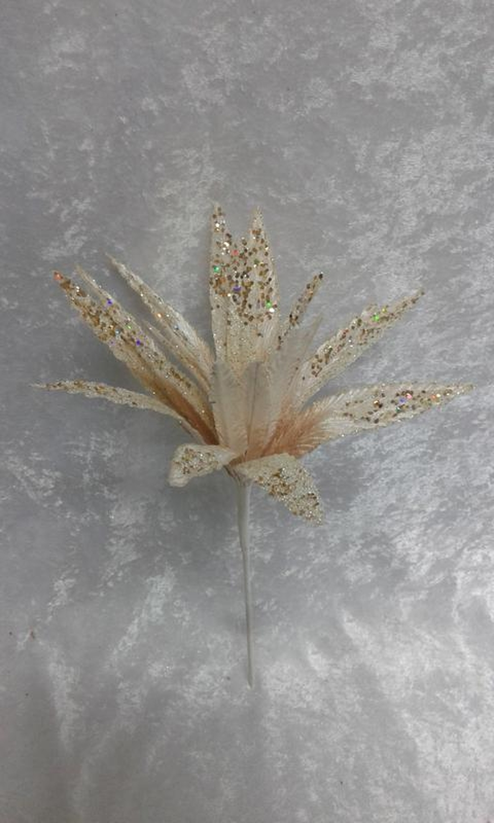 Веточка пальмы 30см ChristmasDeLuxe premium collection светло-бежевая