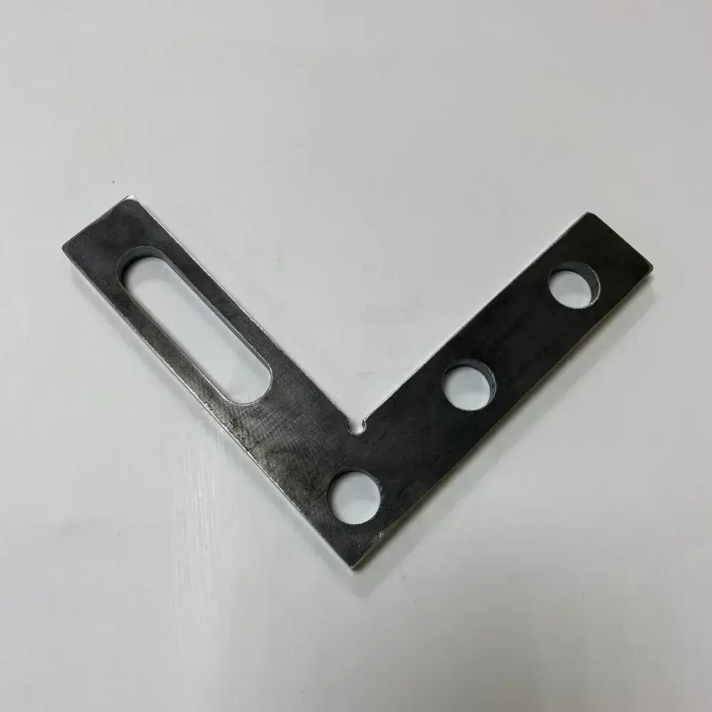 Угол 140*140*30*8,2шт, для сварочного, сборочного, монтажного стола. Оснастка для станка.