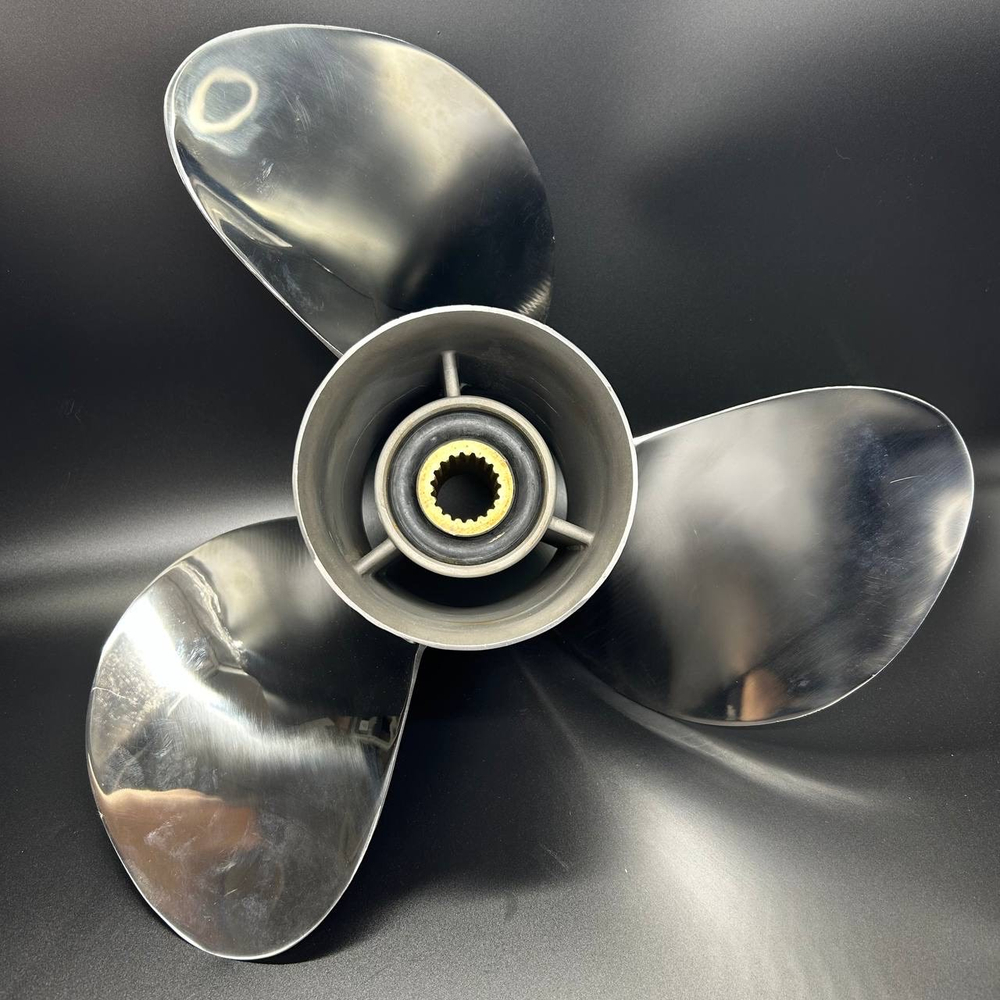 Гребной винт Mercury Bravo Two (3x17-1/4х25) (19 шлицев) (Правого вращения) (Cталь)