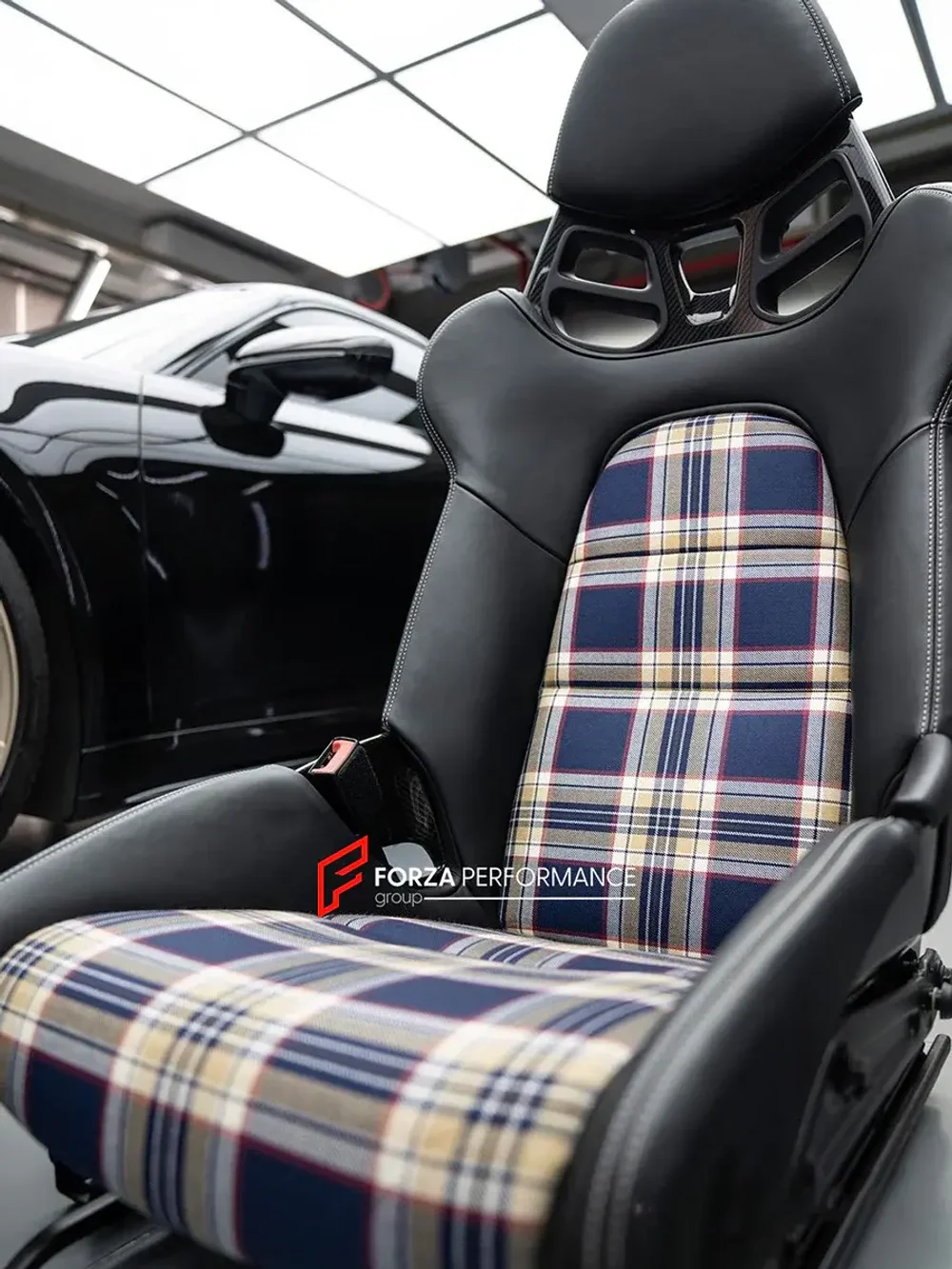 Карбоновые сиденья / ковши для PORSCHE 911 992.2 GT3 TOURING Порше