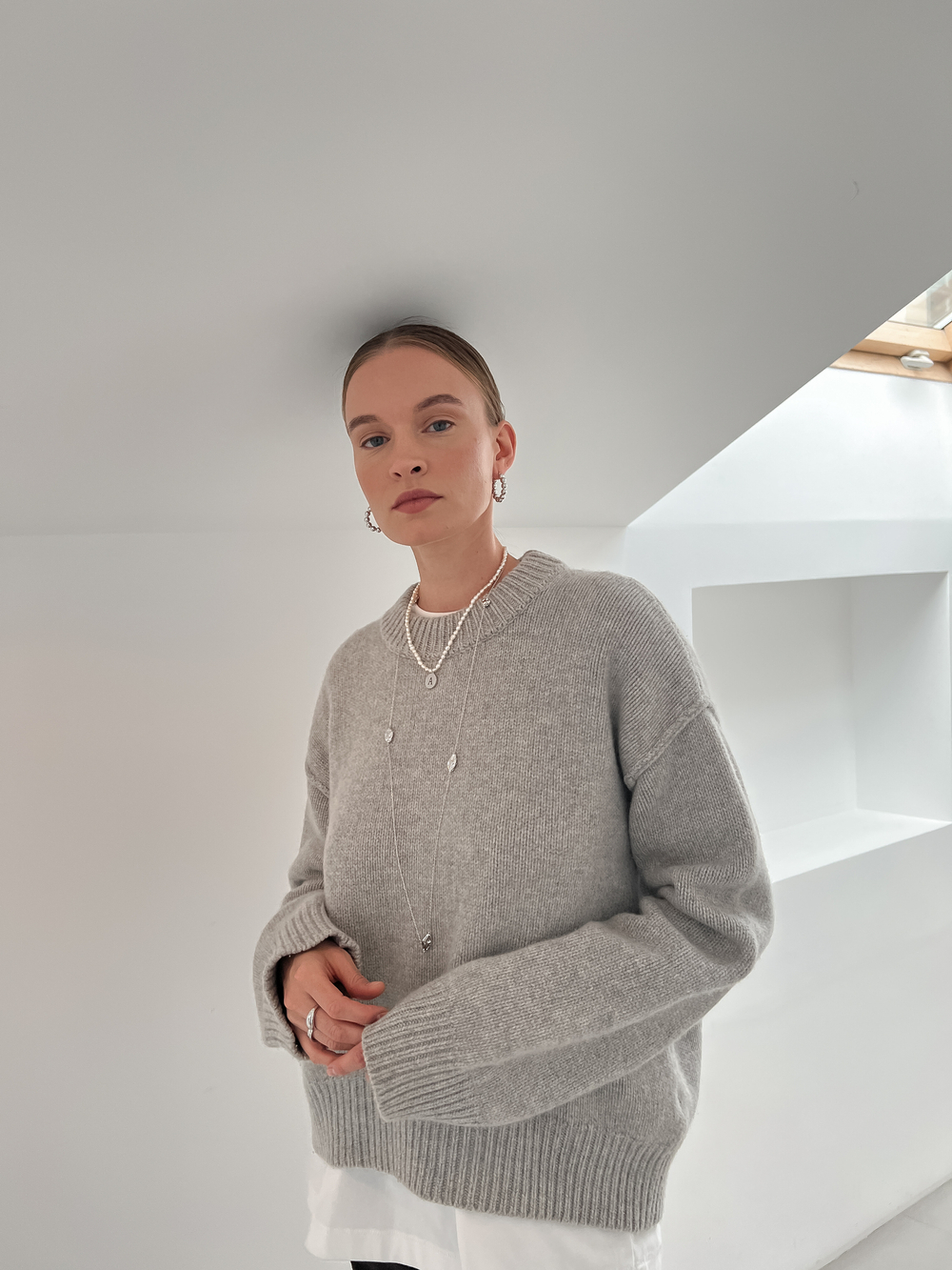 Колье с буквой