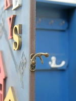 Ключница настенная деревянная 24*34 см