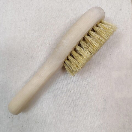 Щеточка массажная натуральная малая