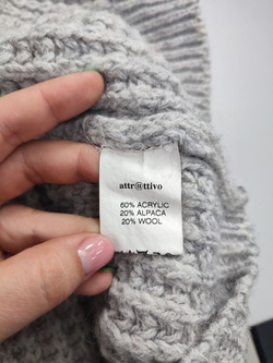 Кофта Attrattivo с объемным воротником 48-50 размер