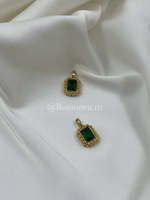 Подвеска золотистая с изумрудным стразом