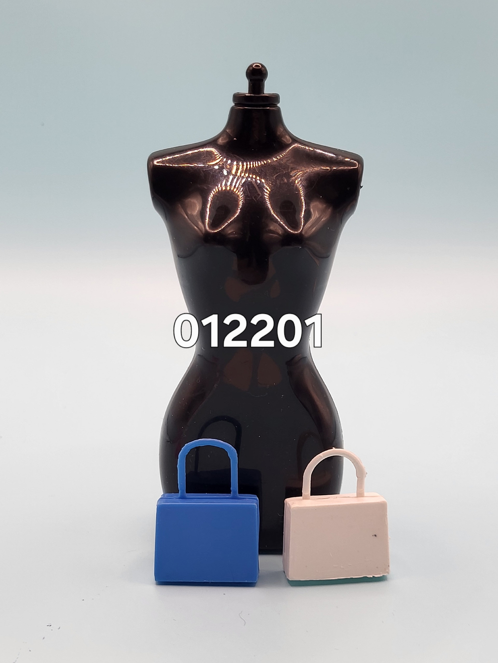 Аксессуар для куклы Барби винтаж - лот сумок 012201