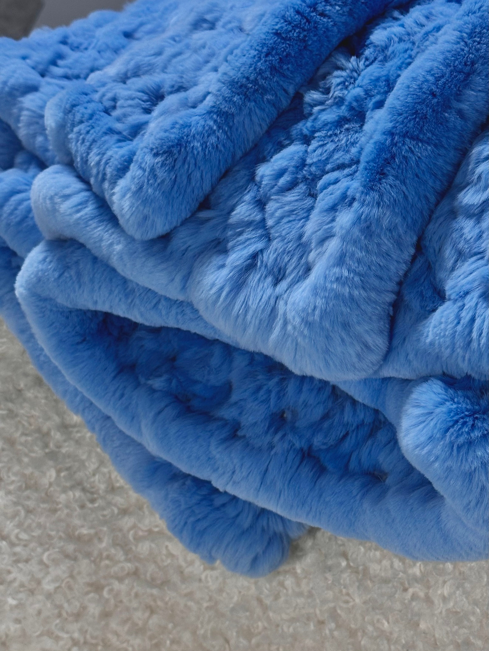 Вязаный детский плед из натурального меха рекс "Котик" 120х80 см (голубой)