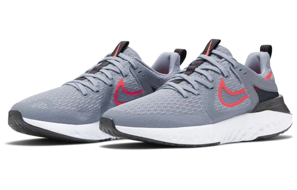 Кроссовки Nike Legend React 2