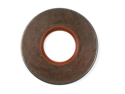 Сальник 60х135х10 а/м КАМАЗ полуоси заднего моста (красный с пружиной/NBR)Резинотехника г. Балаково ( ОЕ Р.864159-10 к.(NBR) )