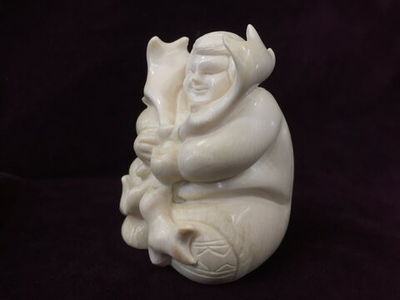 "Косторез", авторская скульптура, из кости