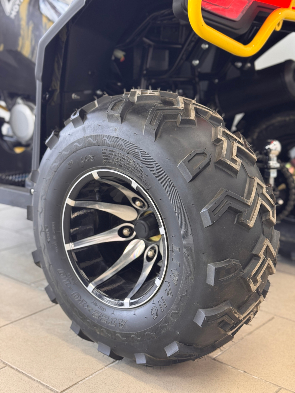 Квадроцикл GRIZLIK U200 LUX