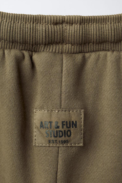 ZARA БРЮКИ-ДЖОГГЕРЫ GARMENT DYE С ДЕКОРАТИВНОЙ ОТСТРОЧКОЙ, ХАКИ