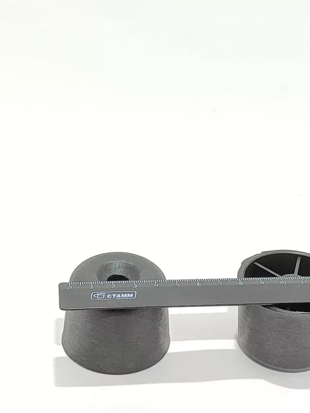 Мебельные ножки пластиковые для дивана шкафа и тумбочки