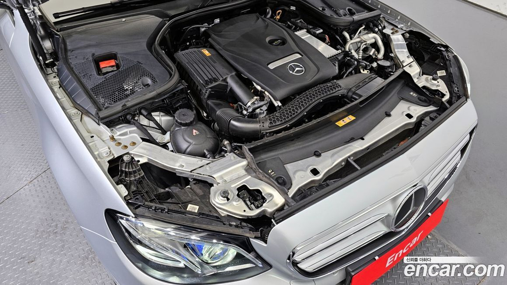 Mercedes-Benz E-Class W213 E300 Avangarde (07.2020)
