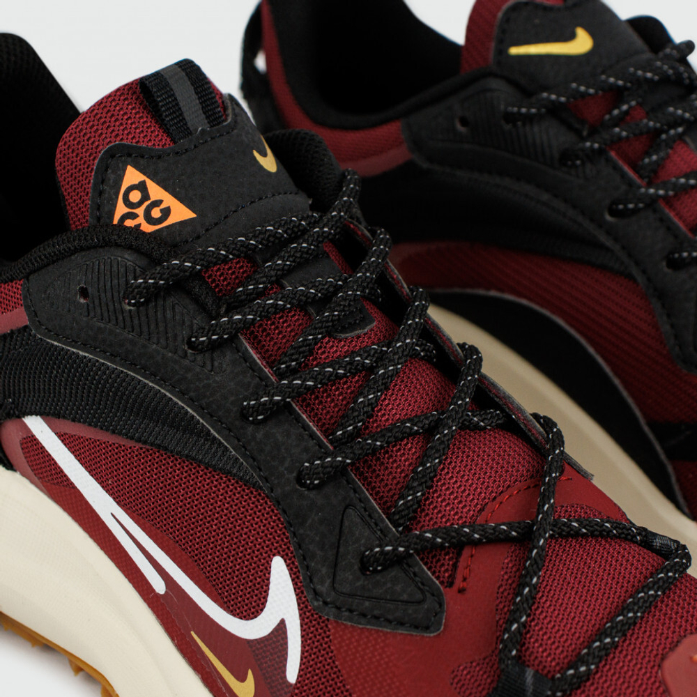 кроссовки Nike ACG Mountain Fly 2 Low Gtx Red / White