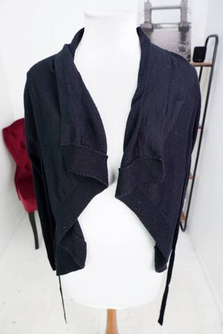 Кардиган для практичного образа, визуально на 48 размер