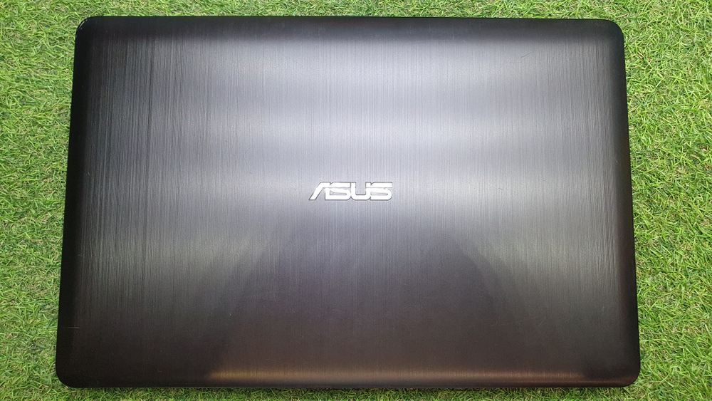 Ноутбук ASUS Celeron/2Gb
