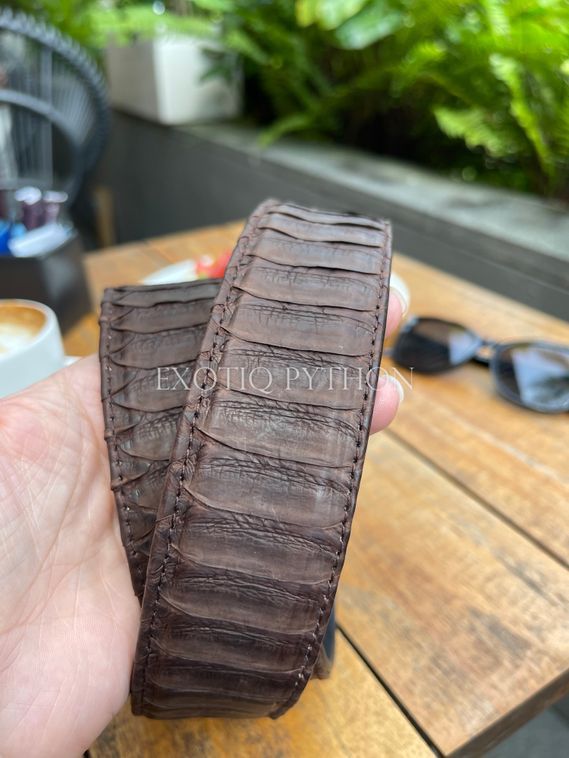 Ремень из кожи питона коричневого цвета AC-103