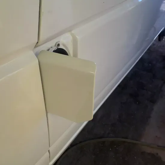 Накладка на лючок топливного бака для Volkswagen T4