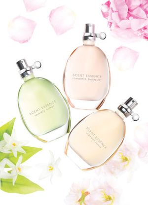 Avon Scent Essence - Romantic Bouquet