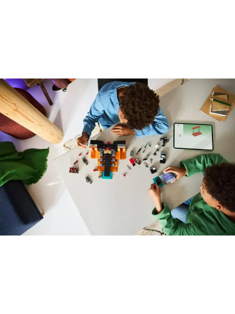 Конструктор Minecraft 21590 Битва за Увядание