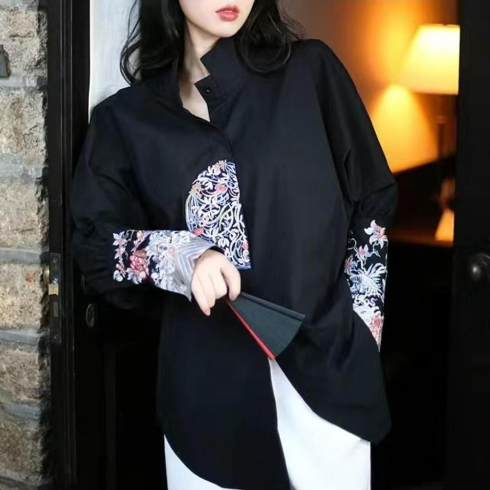 Женская рубашка в китайском стиле