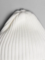 Шапка вязаная женская на осень