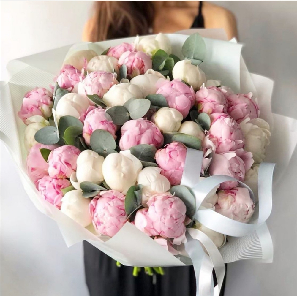 Акция!!! Букет нежных микс пионов VIP