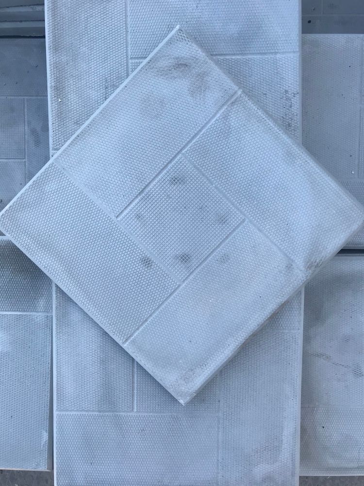 Плитка тротуарная 300х300х30 Антискользящая (литье) шт.