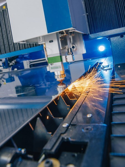 MetalTec 1530 S (1000W) оптоволоконный лазерный станок для резки металла