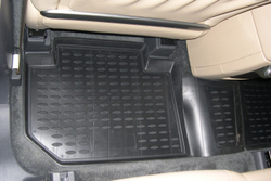 Коврики Standard, в салон SUBARU Tribeca 2005-2014, 4 шт. (полиуретан, чёрные) Element.NLC.46.05.210